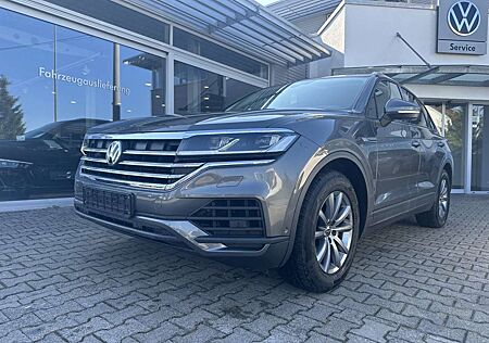 VW Touareg Volkswagen 3.0TDI 4-MOTION*LED*LUFTFED*AHK*KAMERA