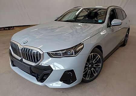 BMW 520 d Touring xDrive M-Sport*M Brooklyn Grau*AHK*Innov