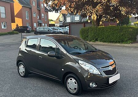 Chevrolet Spark 1.0 TÜV BIS 04/2027 SPARSAM KLIMAANLAGE