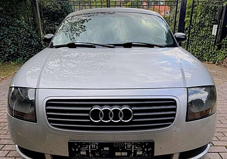 Audi TT 1.8 T Coupe (132kW)