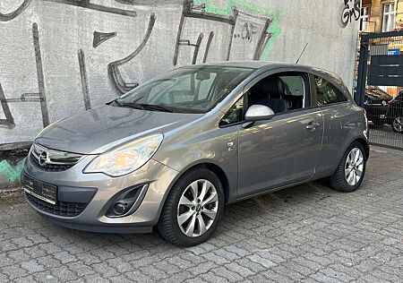 Opel Corsa 1.4 150 Jahre *Klima+Leder+SHZ+LRHZ+Euro5*