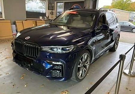 BMW X7 M X7 M50i