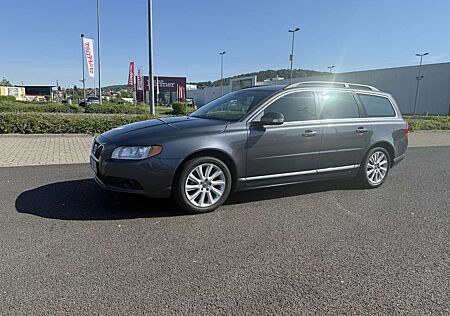 Volvo V70 D5 Aut. Momentum