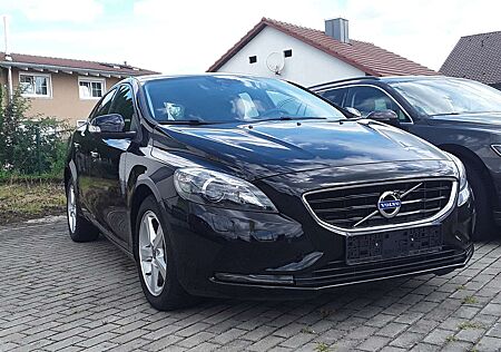 Volvo V40 You! Bluetooth*Tempomat*dig.Cockpit*SHZ*Reifen neu