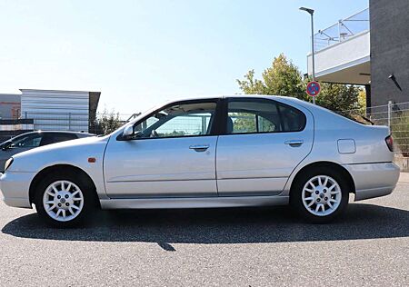 Nissan Primera 1.8