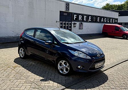 Ford Fiesta Titanium*MFL*8FACH*KLIMA*LMF***