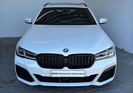 BMW 530 e xDrive Tour. M Sport LiveCock.Laser.HUD.AHK