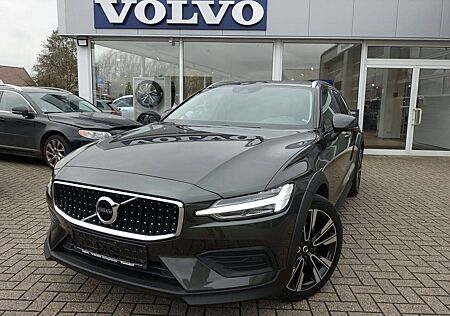 Volvo V60 CC V60 Cross Country V60 B4 CrossCountry AWD/Kamera/Lenkradhz./BLIS