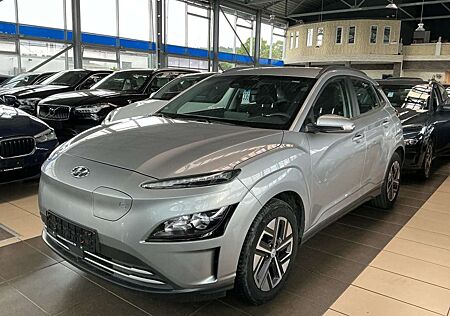 Hyundai Kona Select Elektro 2WD*ACC*R-Cam*CarPlay*SHZ*