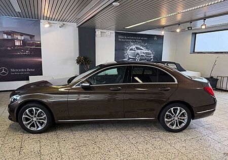Mercedes-Benz C 180 gebraucht kaufen Mercedes-Benz C 180 Avantgarde AUT/NAV/LED/SHZ/PTS/KAMERA/LMR/2Hd