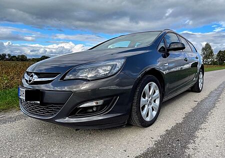 Opel Astra Sports Tourer 1.4 Turbo