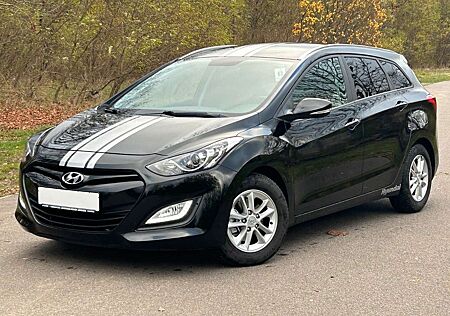 Hyundai i30 1.6 GDI Trend *Sitzhzg*Allwetter*AHK*PDC*