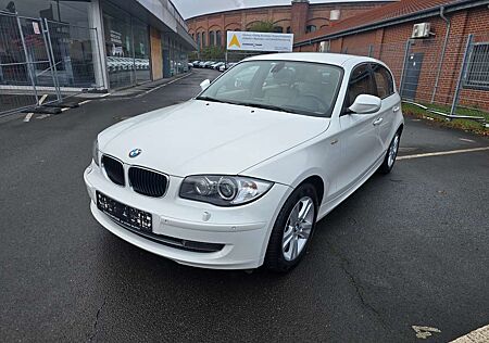 BMW 118d 118 ~1.Hand~Automatik~AHK~Xenon~Volleder~Scheckhef