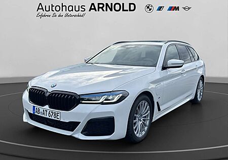 BMW 530 e xDrive Touring M Sportpaket B&W Surround Lenkrad
