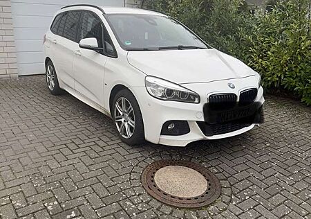 BMW 220 i M Sport