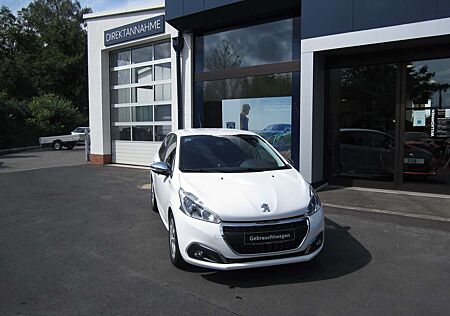 Peugeot 208 Signature PureTech 82 5-türig
