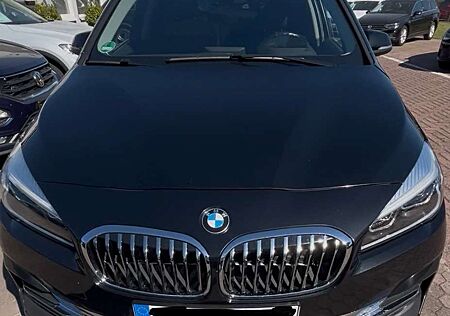 BMW 220 i Luxury Line