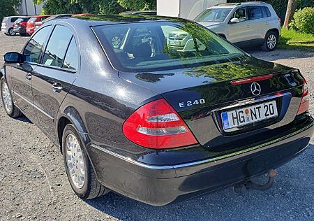 Mercedes-Benz E 240 W211 / Elegance