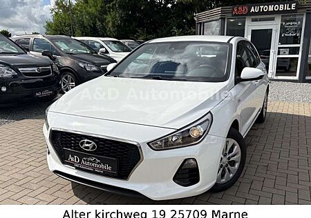 Hyundai i30 Pure KLIMA.SPH.NBA.LKAS.KOLWA..TÜV NEU