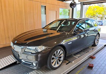 BMW 530 d Modern Line Panorama Head-Up Leder Memory