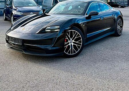 Porsche Taycan 4 S Matrix-LED,Rückfahrkamera,PanoDach