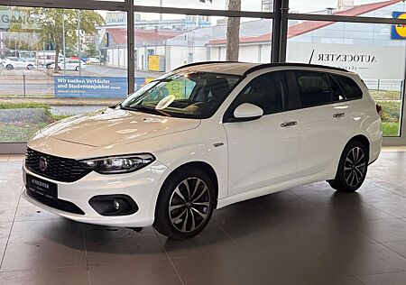 Fiat Tipo Loung*Allwetterreifen*Klimaauto*Navi*Extras