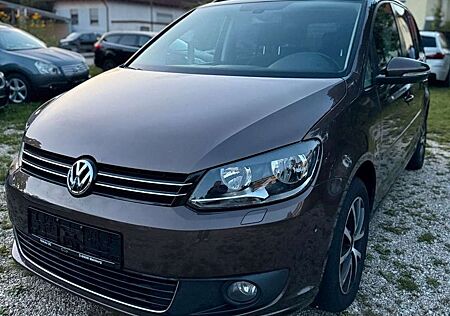 VW Touran Volkswagen Comfortline BMT AHK PDC