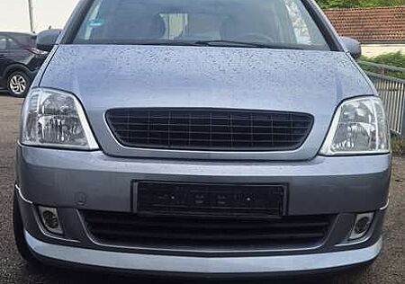 Opel Meriva 1.6 16V (Essentia)