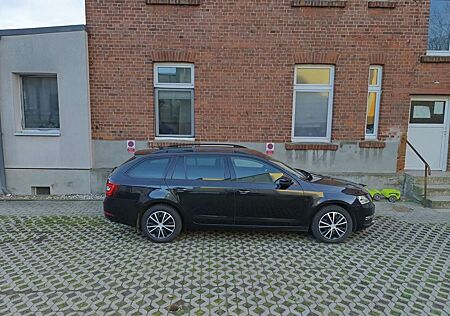 Skoda Octavia Combi 2.0 TDI DSG Premium Edition