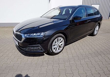 Skoda Octavia Combi 2.0TDI DSG Style/Navi/Kam/LED/SunS