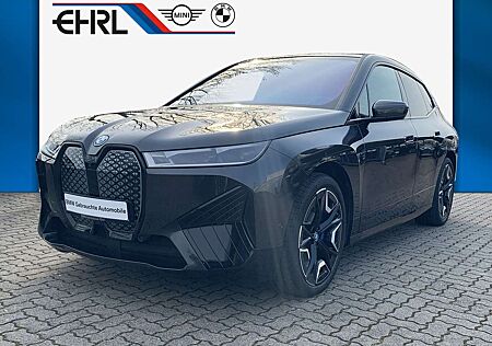 BMW iX xDrive40 AHK HUD HK PA+ DA+ PANO LASER SPORTPAKET