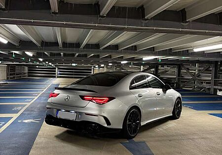 Mercedes-Benz CLA 35 AMG 4Matic (118.351)