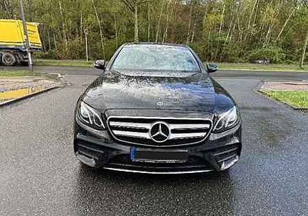 Mercedes-Benz E 200 4Matic 9G-TRONIC AMG Line