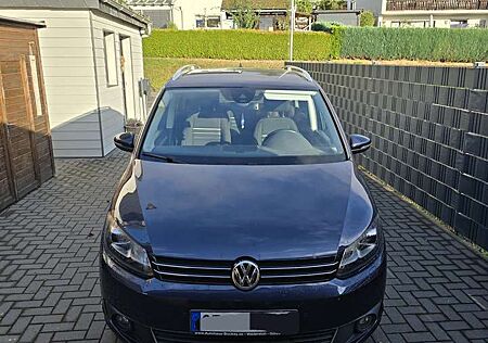 VW Touran Volkswagen 1.2 TSI Cup