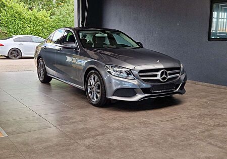 Mercedes-Benz C 180 CGI*Navi*Klimaauto*PDC*