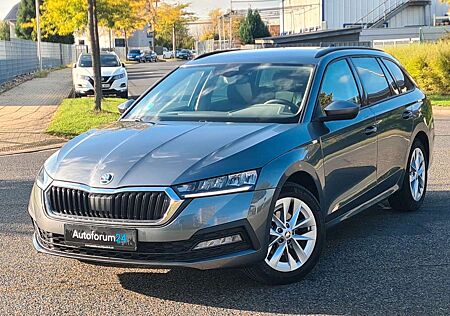 Skoda Octavia Combi Selection*1.Hand*Temp*CarPlay*RFK*