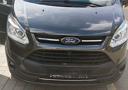 Ford Tourneo Custom L2H1 Titanium