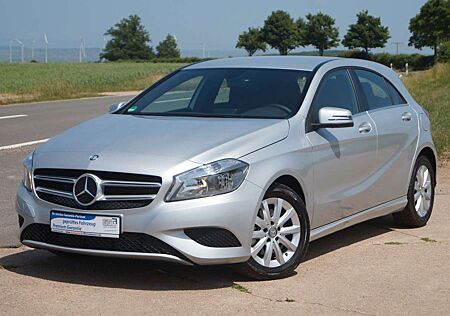 Mercedes-Benz A 180 BlueEfficiency +Sitzh.+Rückfahrkamera+