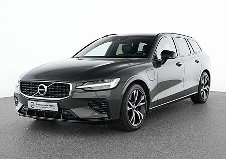Volvo V60 T6 TWIN Engine AWD R-Design 18"+AHK+PANO+HUD