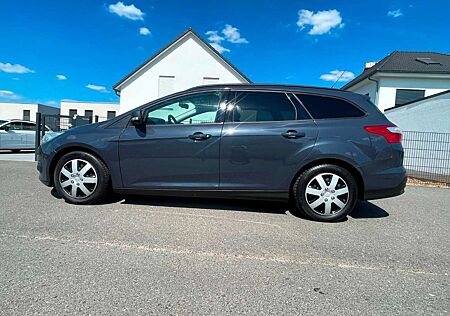 Ford Focus 1.6 Ti-VCT Trend