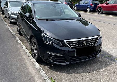 Peugeot 308 SW BlueHDi 130 EAT8 Stop