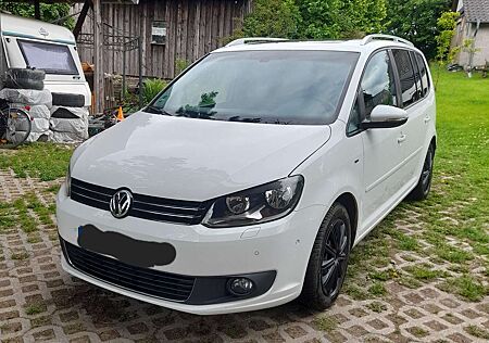 VW Touran Volkswagen caycaf