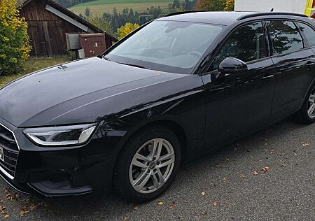 Audi A4 Avant 35 TDI S-tronic Business Massage Sportsit