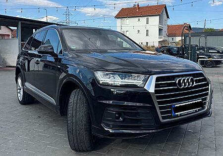 Audi Q7 50 TDI quattro