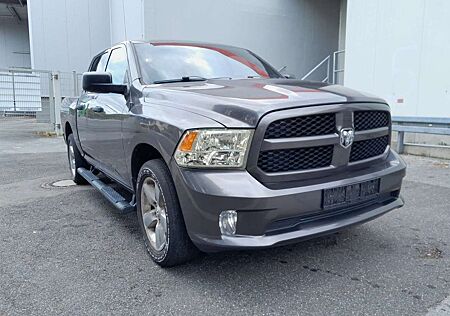 Dodge RAM 1500 5,7 HEMI SPORT V8 6SZ NAVI CAM AHK