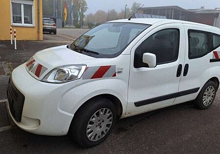 Fiat Qubo 1.4 8V Natural Power Lounge 5 Sitzer Klima 1. Hand