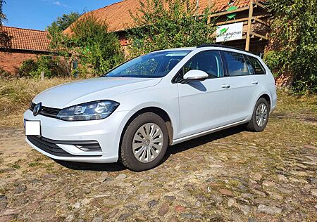 VW Golf Variant Volkswagen 1.0 TSI (BlueMotion Technology) Trend