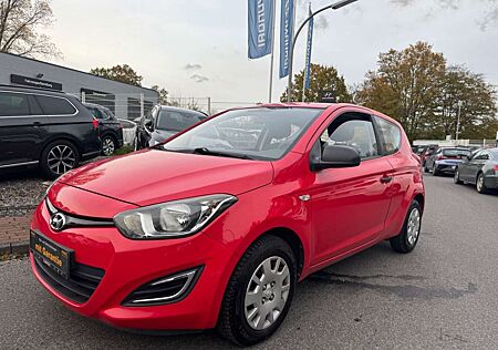 Hyundai i20 gebraucht kaufen Hyundai i20 1.2 2.HAND/29TKM/S.HEFT/TÜV-SERVICE-NEU!