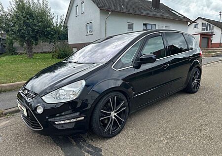 Ford S-Max Titanium *ACC*Xenon*AHK*Pano*HU 07/26*Automatik*