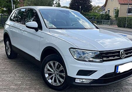 VW Tiguan Volkswagen 2.0 TDI SCR 4Motion (BlueMotion Tech) Trendline
